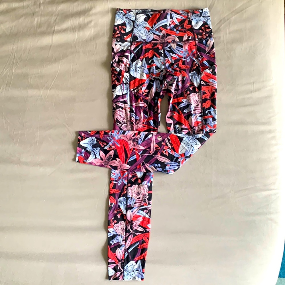 Lululemon fast and free